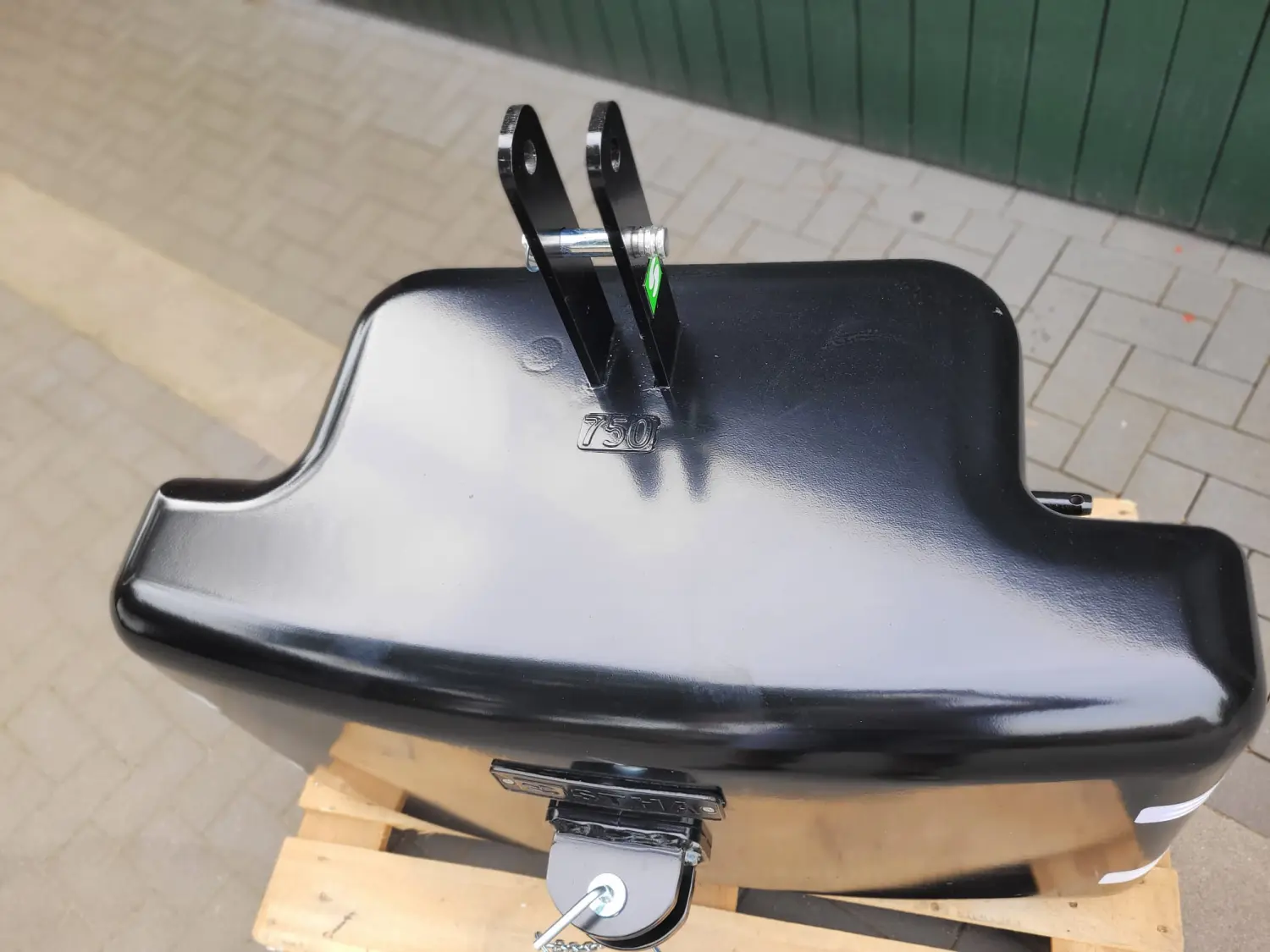 750 kg STHA ECO-line von STHA Agrartechnik