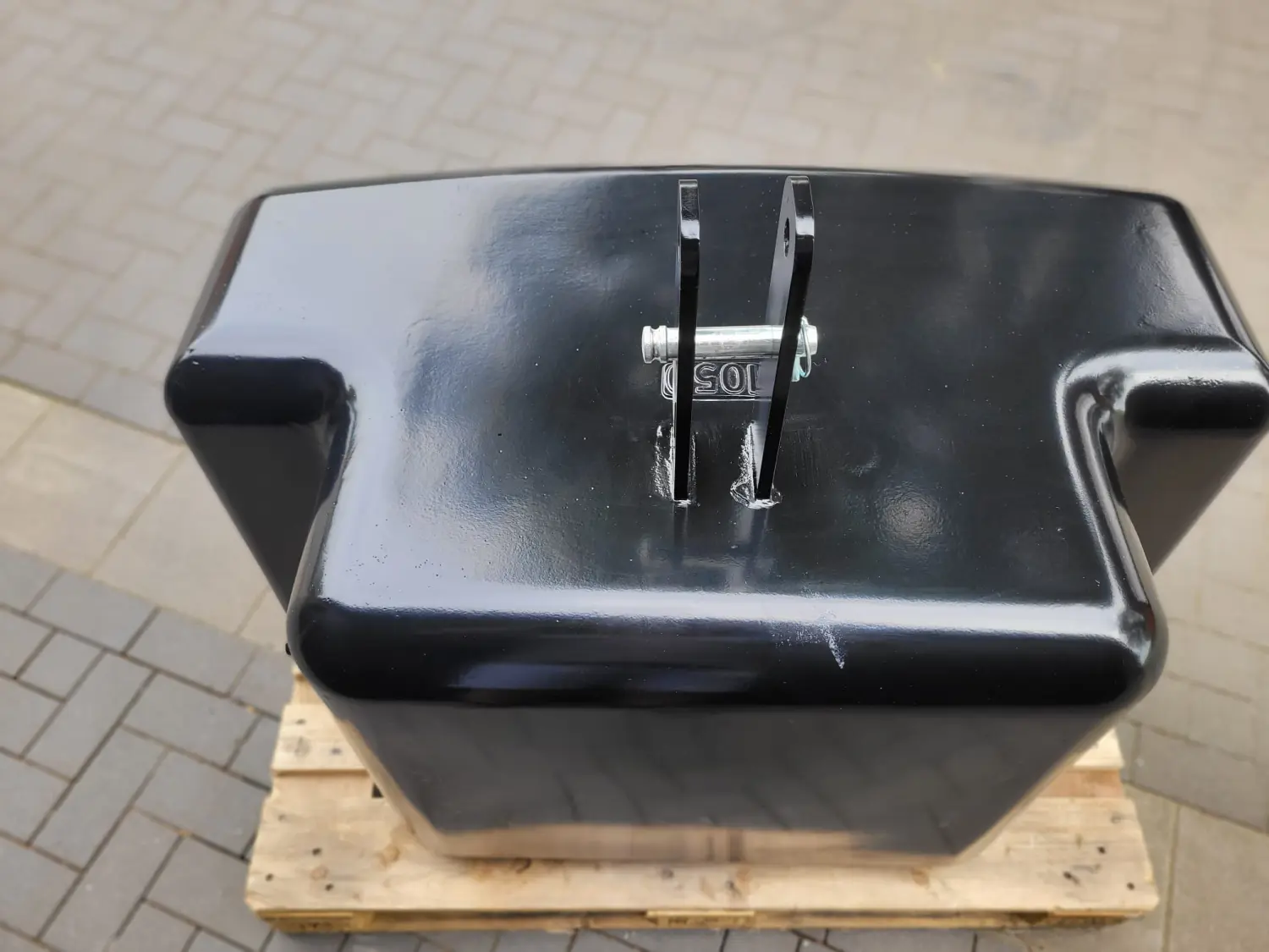 1050 kg STHA ECO-line von STHA Agrartechnik