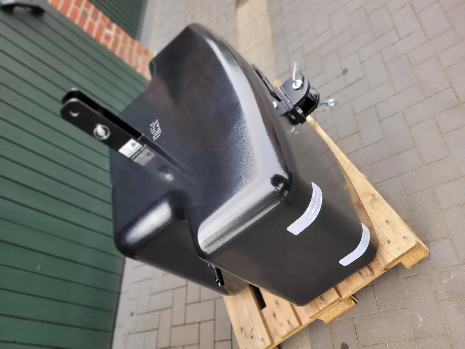 1050 kg STHA ECO-line von STHA Agrartechnik