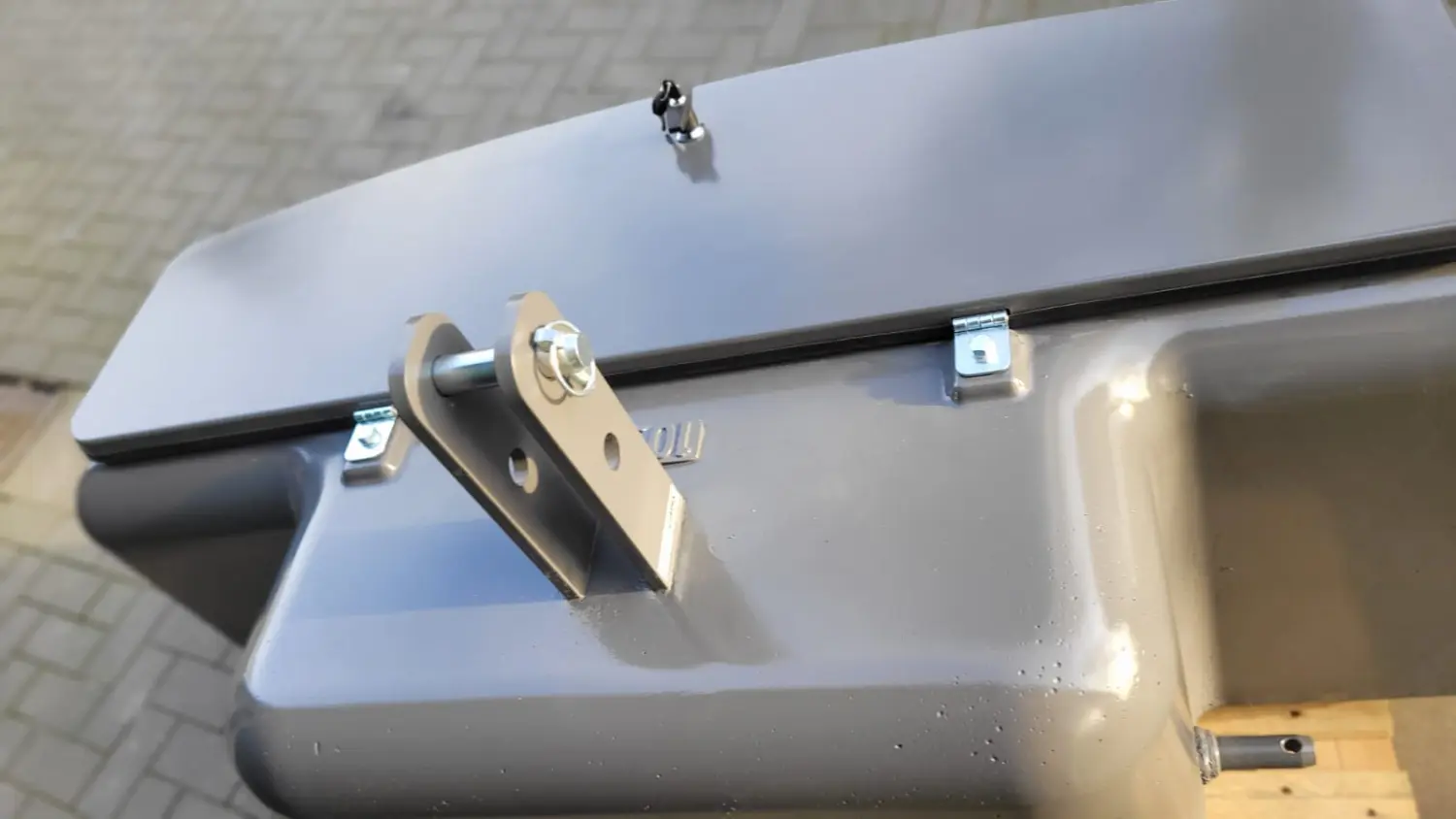 STHA Traktorgewichte mit Staufach , STHA Box GREAT- LINE hinzufügen von STHA Agrartechnik